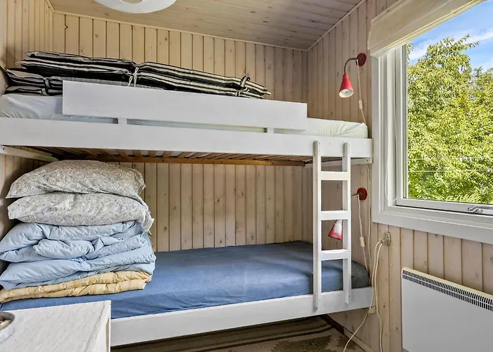 Semesterbostad 2 Bedroom In *